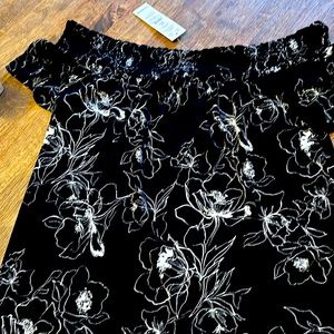 NWT WHBM off shoulder floral top